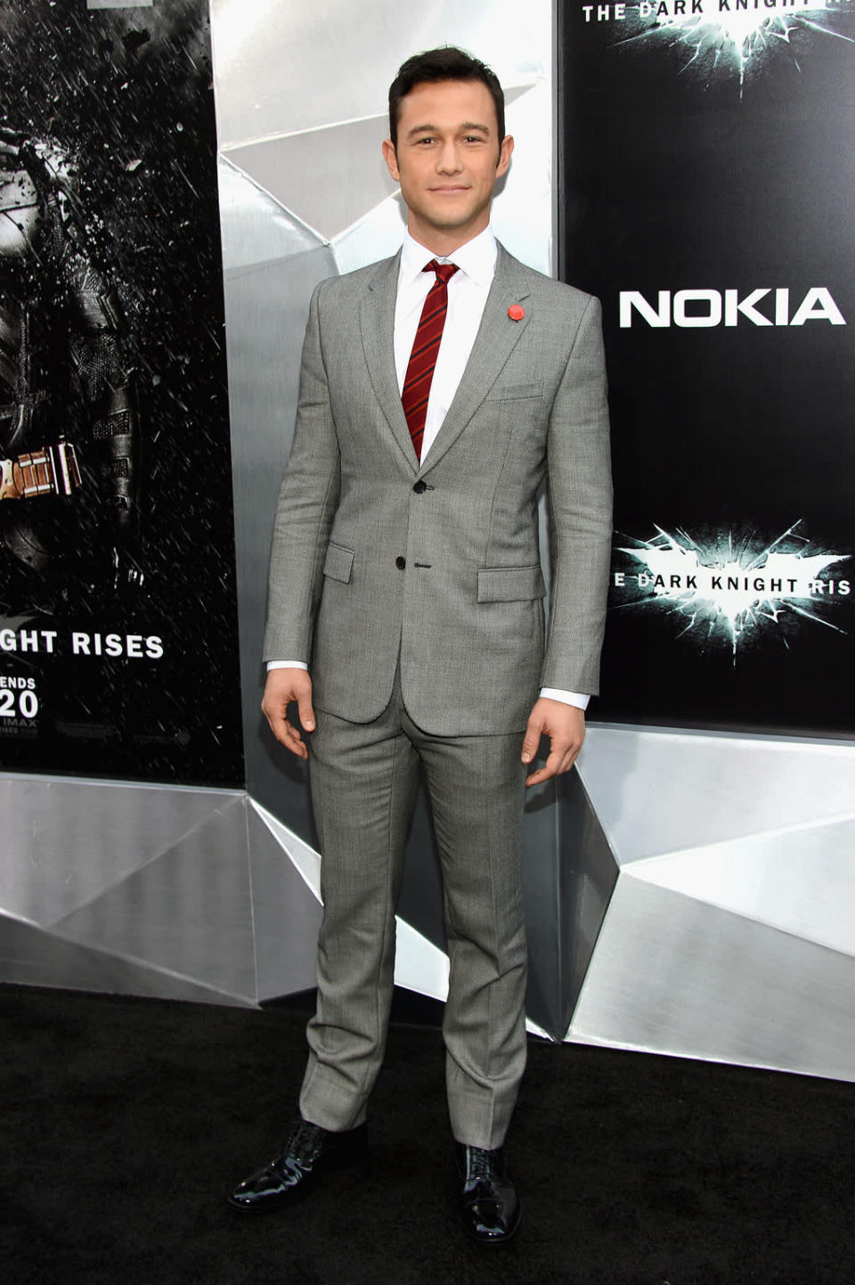 Joseph Gordon-Levitt arrives at the New York City premiere of "The Dark Knight Rises" on July 16, 2012.