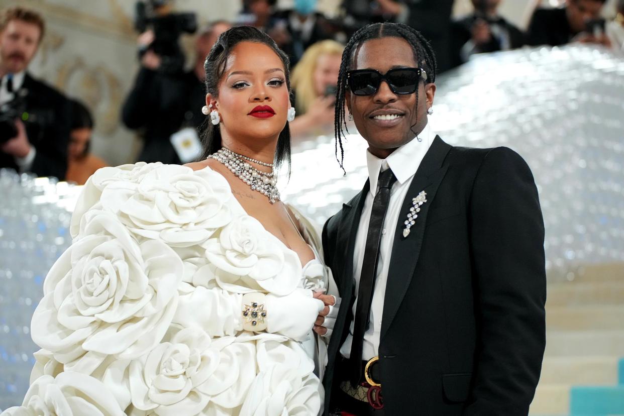 Rihanna Feels Bummy Next to ASAP Rocky 478