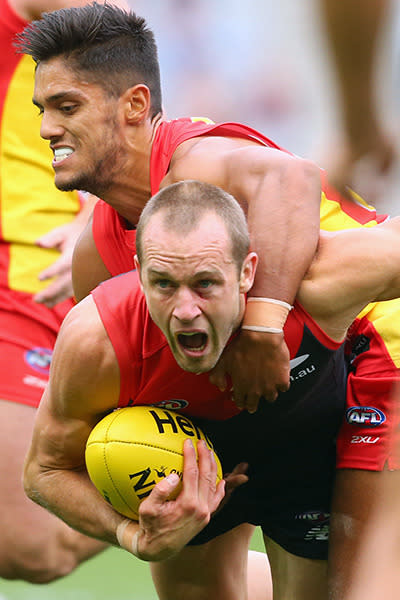 Suns Aaron Hall goes a touch high on Daniel Cross