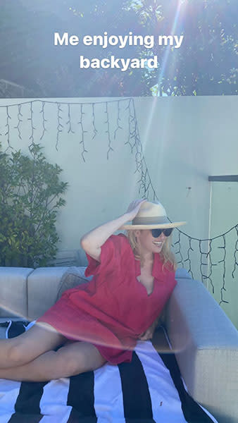 rebel-wilson-pink-dress-backyard