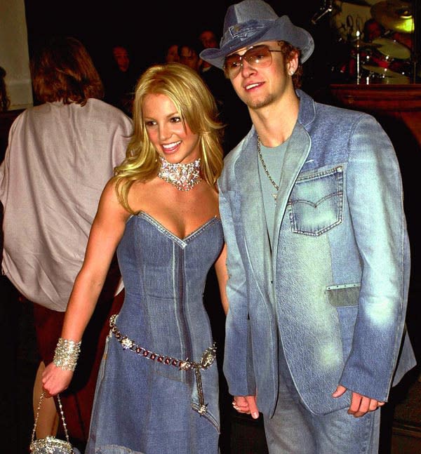 Britney Spears y Justin Timberlake con looks vaqueros