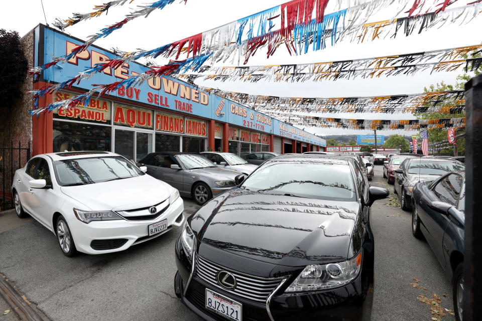 RICHMOND, CALIFORNIA - MAY 06: Used cars for sale are displayed on the sales lot at K&L Auto Expert on May 06, 2022 in Richmond, California. Wholesale used-car prices continue to fall with a 1 percent drop from March to April. Prices have fallen 6.4 percent from a record high in January of this year but remain higher than usual. (Photo by Justin Sullivan/Getty Images)