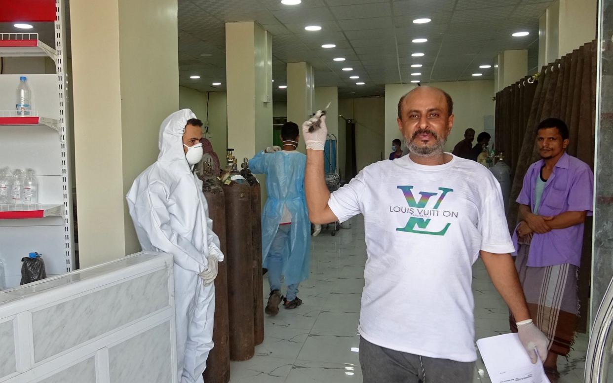 Healthcare workers in a private hospital in Yemen's southern coastal city of Aden - AFP/Nabil Hasan