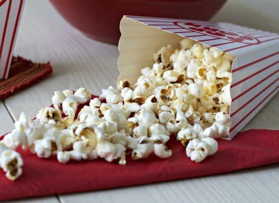 <strong>Get the <a href="http://laphemmephoodie.com/2012/05/garlic-parmesan-popcorn.html" target="_hplink">Garlic-Parmesan Popcorn recipe</a> by La Phemme Phoodie</strong>    Garlic and parmesan are always a match made in heaven when served in Italian dishes -- and the same is true when used to top popcorn.