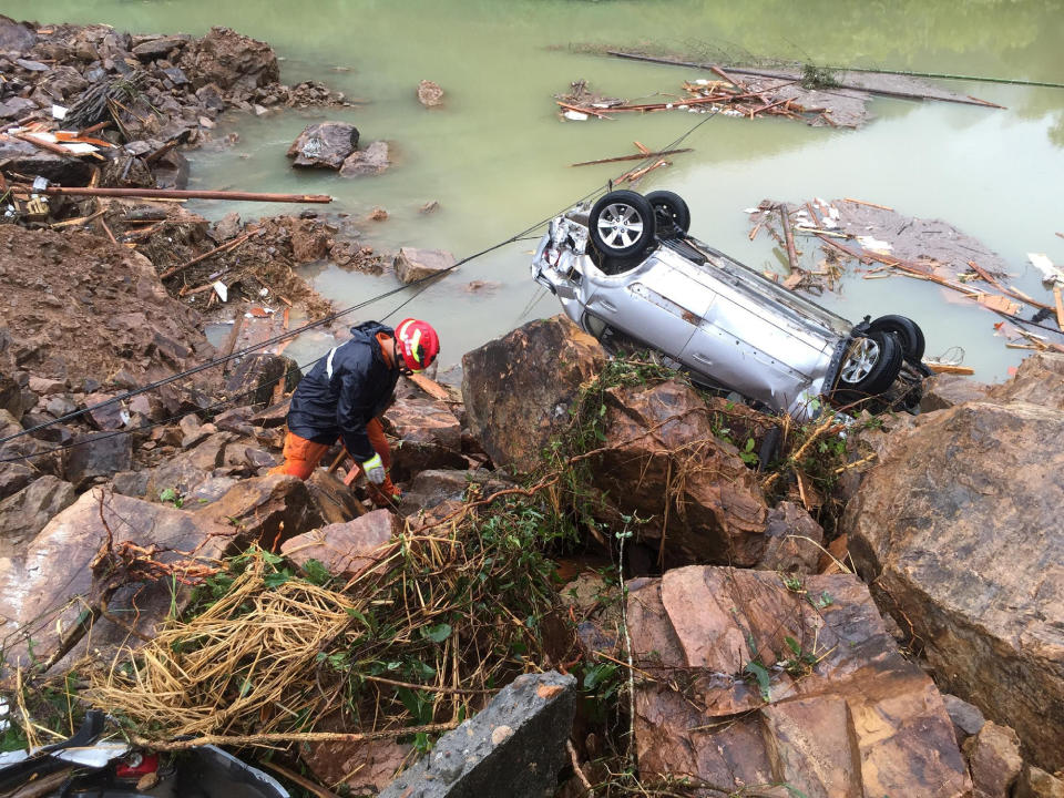 Typhoon Megi hits eastern China and Taiwan