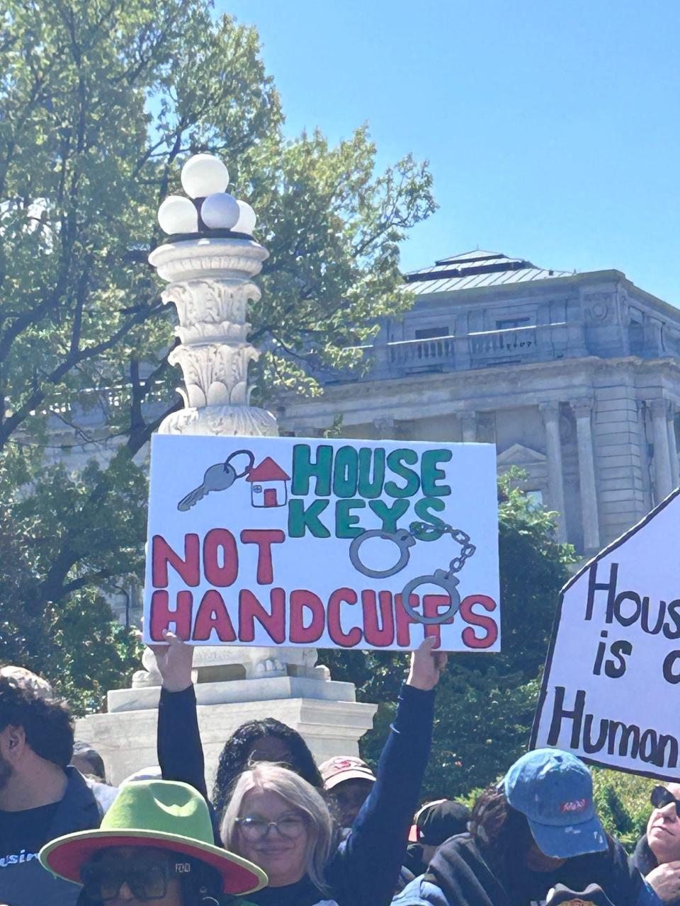 Amy Malone and Melena Lugo, leaders of the nonprofit Karlee’s Home Team, journeyed to Washington, D.C., advocating for the rights of the homeless at a pivotal U.S. Supreme Court hearing.