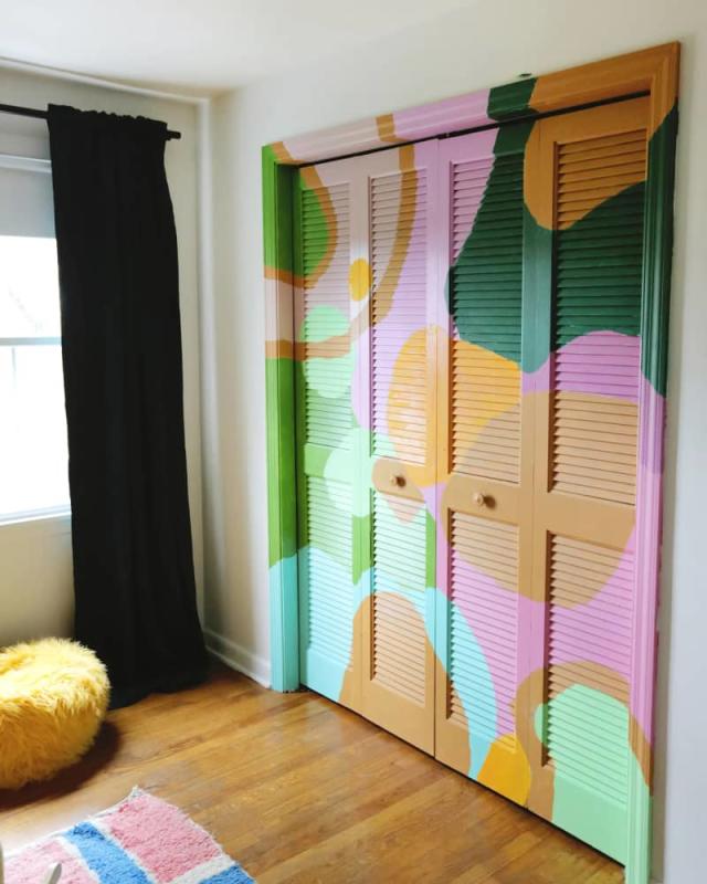 Plagued With Boring Closet Doors? Arlyn Explores (Renter-Friendly