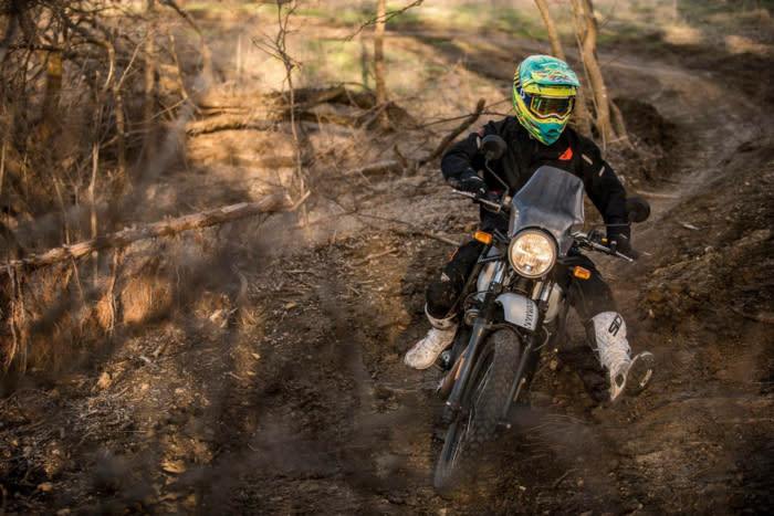 Seiji Ishii on a small bore dual sport bike 