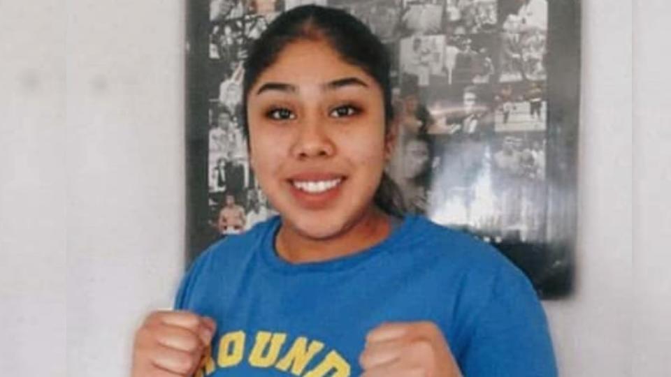 Jeanette Zacarias Zapata, an 18-year-old Mexican boxer, was knocked unconscious during a fight in August 2021 and died a few days later. (jeanetteg_zz/Instagram - image credit)