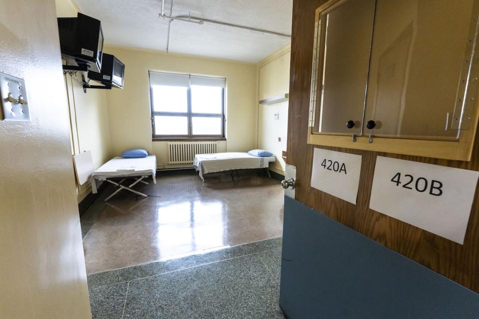 The shelter at the former Hôtel-Dieu hospital in Montreal might have to close its doors at the end of March. (Josie Desmarais/POOL/Journal Métro - image credit)