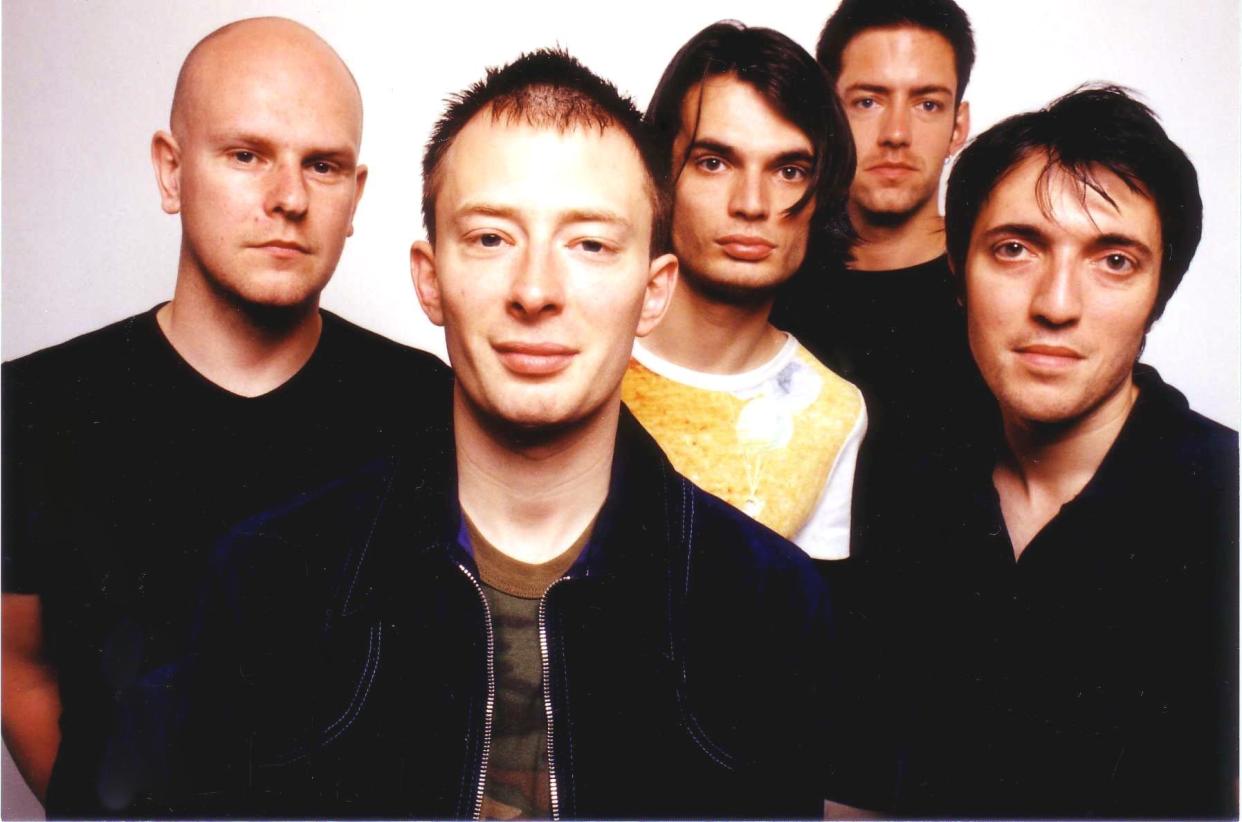 Radiohead in 1997. (Photo: Jim Steinfeldt via Getty Images)
