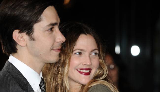 drew-barrymore-justin-long-reunite