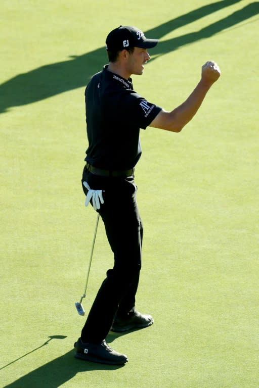 Patrick Cantlay rolled in a 55-foot birdie putt at the 18th to cap a 69 for 204 going into the final round of the Genesis Open