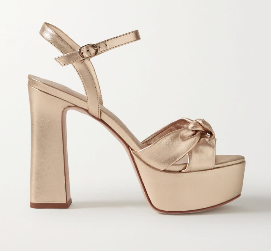 gold heels, sandals, platform, porte & paire