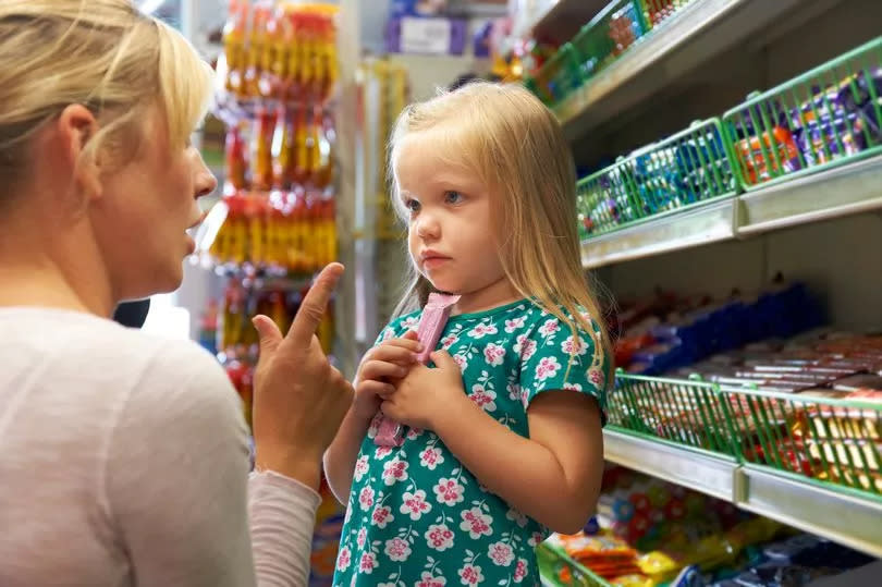 mum shopping stock pic