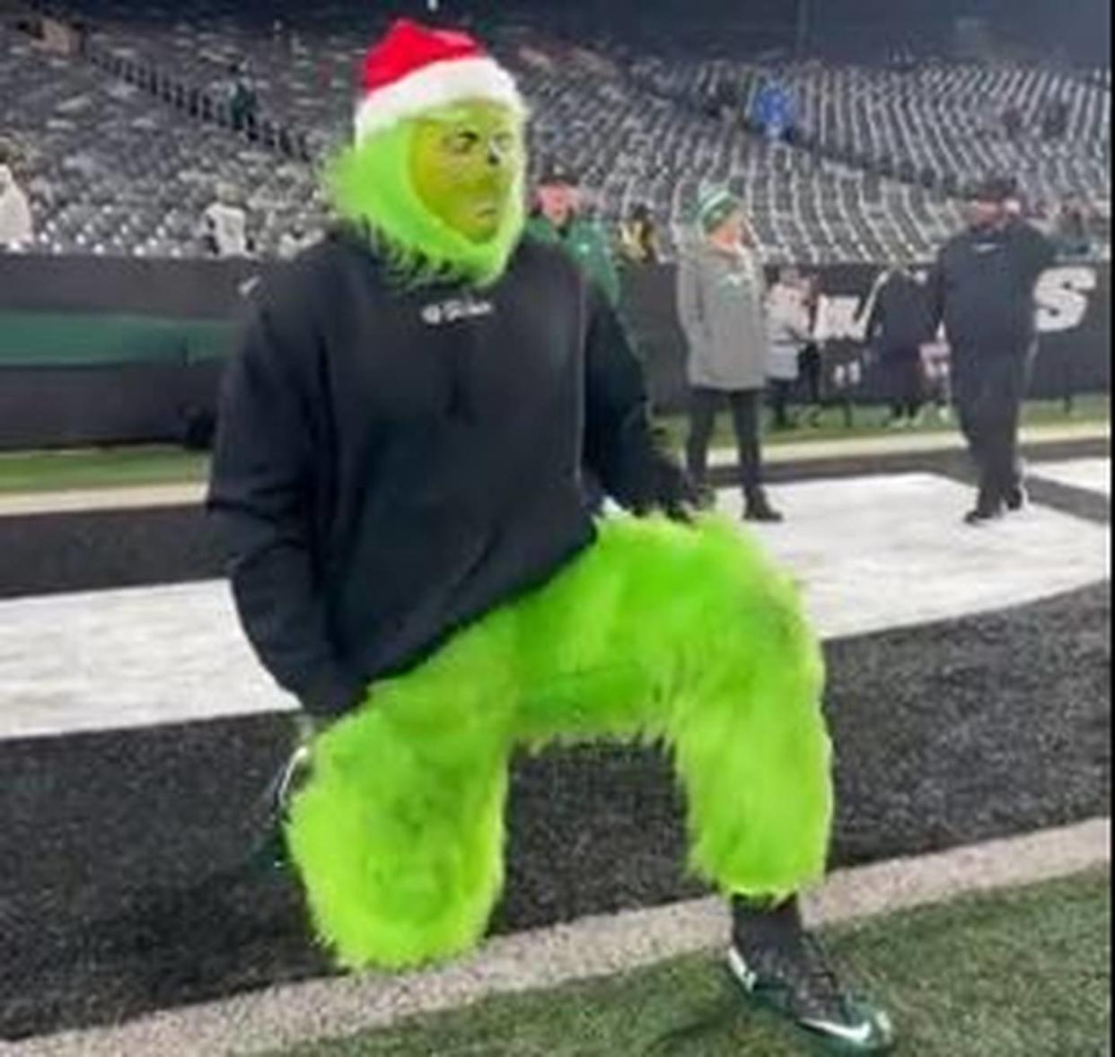 NFL-Star mit irrem Grinch-Auftritt