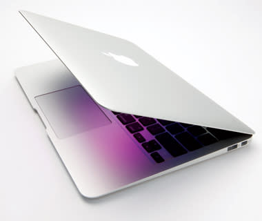 Laptop: Apple MacBook Air 11-Inch