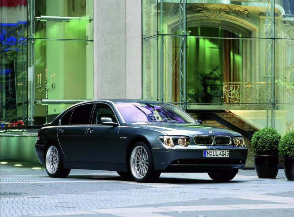 2003 bmw 760li front three quarter