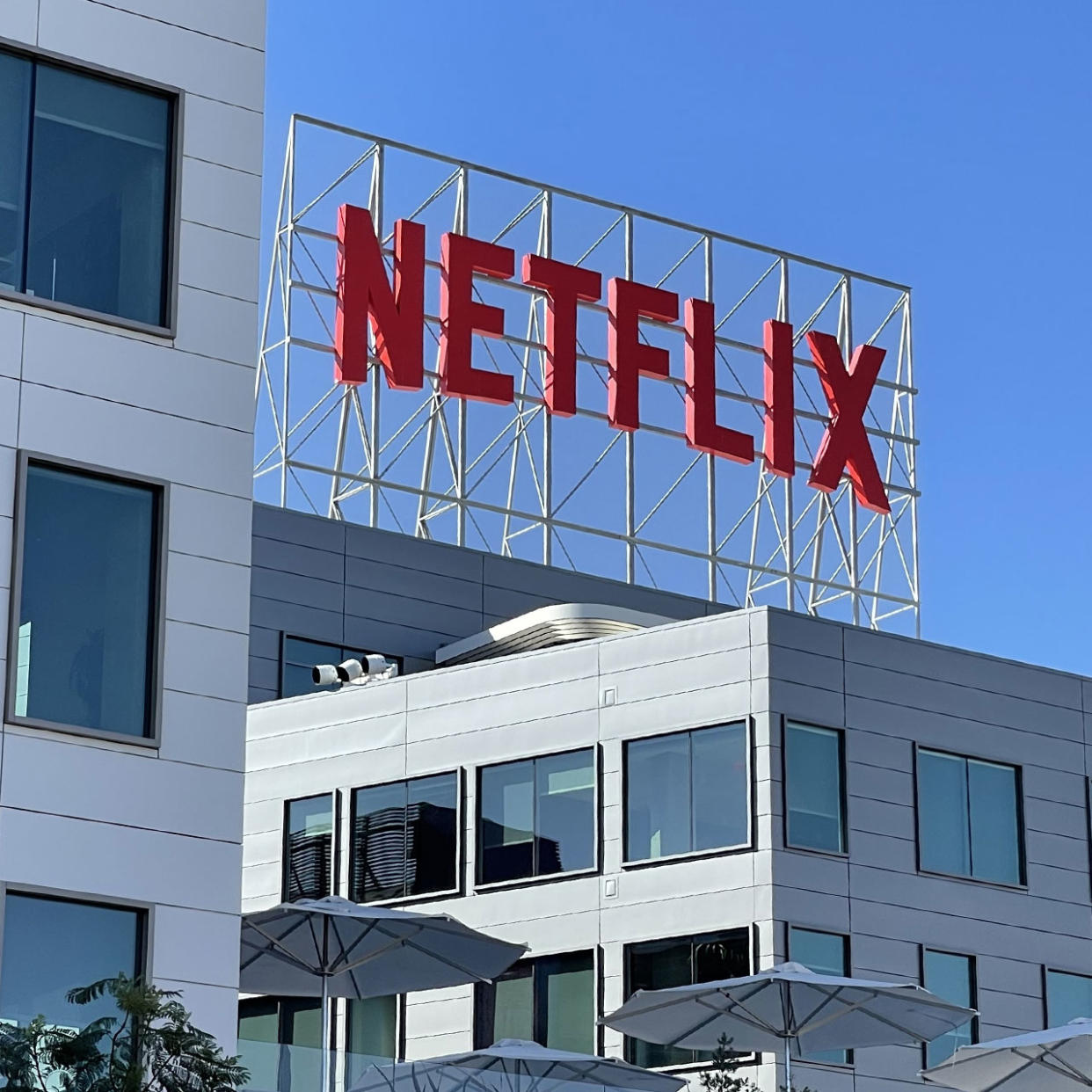netflix hollywood corporate office