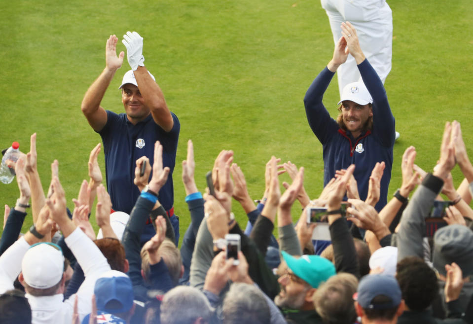 Fleetwood et Molinari communient avec les fans