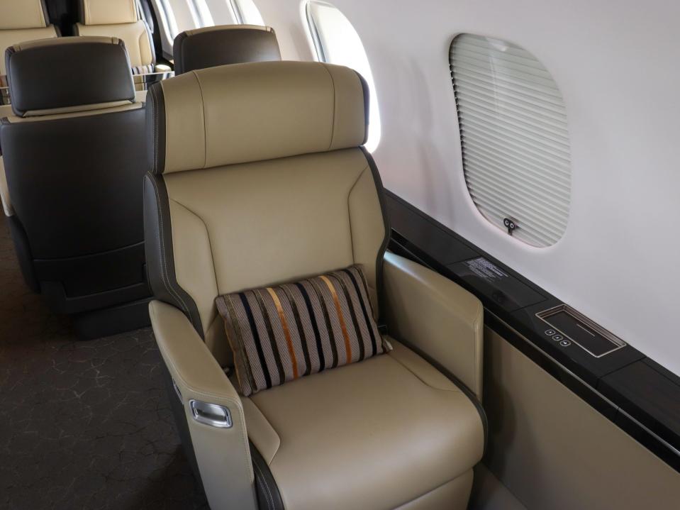 Bombardier Global 6500 private jet