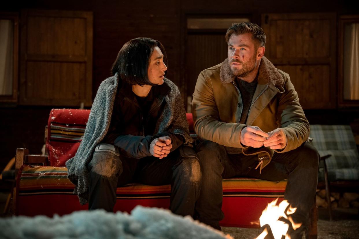 golshifteh farahani, chris hemsworth, extraction 2