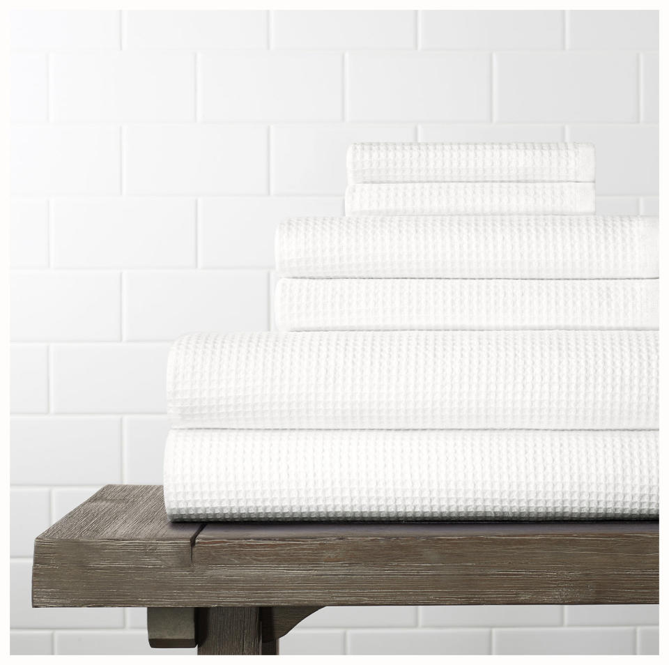 <p><a href="https://go.redirectingat.com?id=74968X1596630&url=https%3A%2F%2Fwww.bollandbranch.com%2Fproducts%2Fwaffle-terry-bath-towel-set&sref=https%3A%2F%2Fwww.townandcountrymag.com%2Fstyle%2Fhome-decor%2Fg43842744%2Fbest-waffle-towels%2F" rel="nofollow noopener" target="_blank" data-ylk="slk:Shop Now;elm:context_link;itc:0;sec:content-canvas" class="link ">Shop Now</a></p><p>Waffle Terry Bath Towel Set</p><p>bollandbranch.com</p><p>$158.00</p>