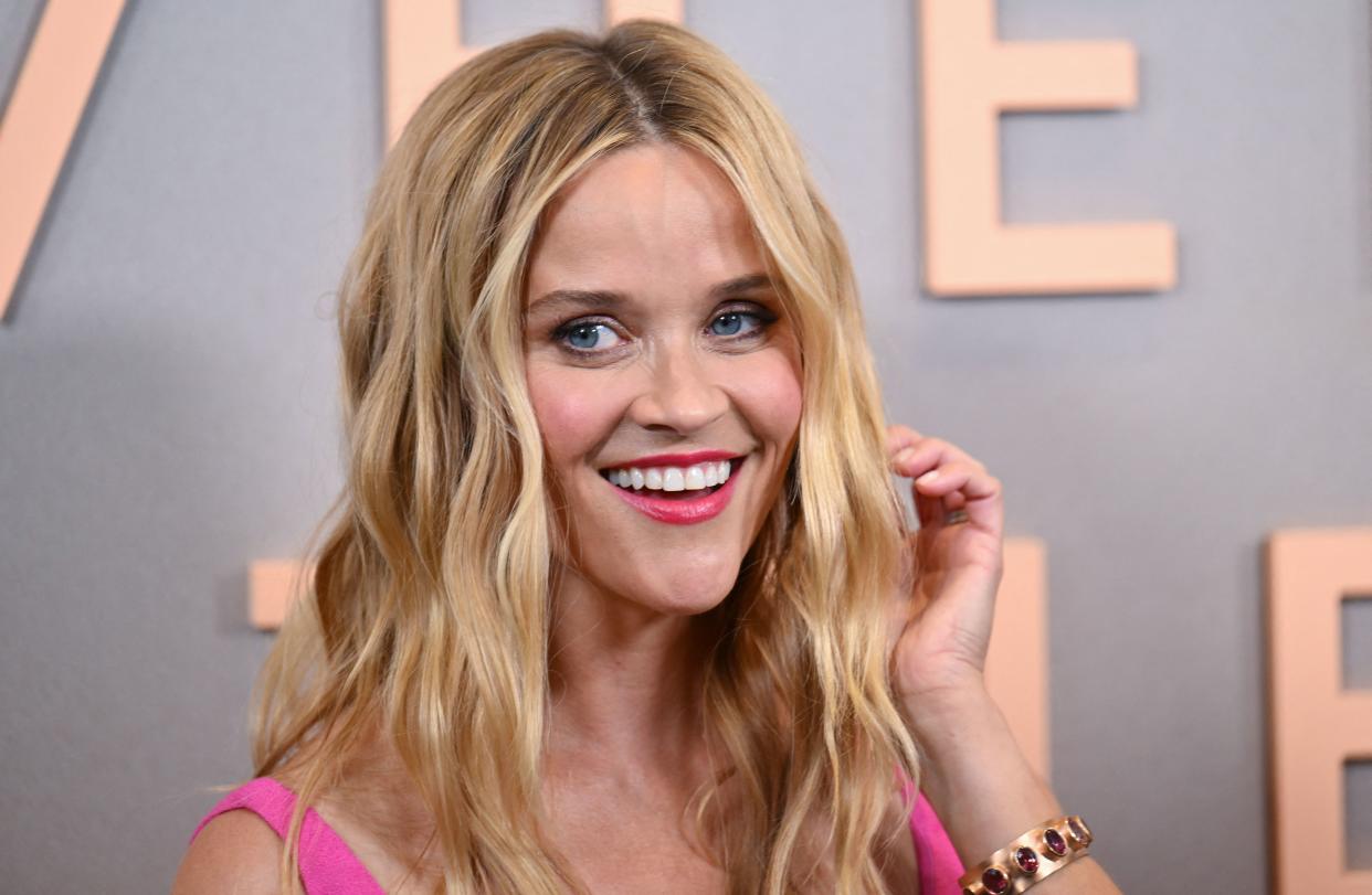 Reese Witherspoon celebrated the 20th anniversary of 
