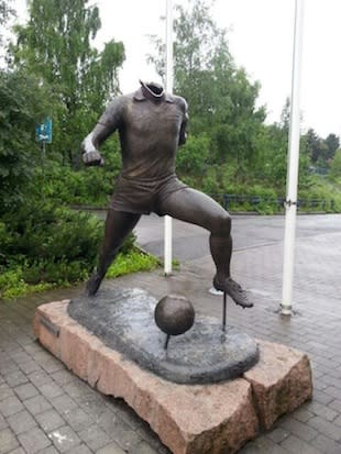 Rival fans removed the head of a statue of Norwegian soccer legend Tom Lund -- Facebook