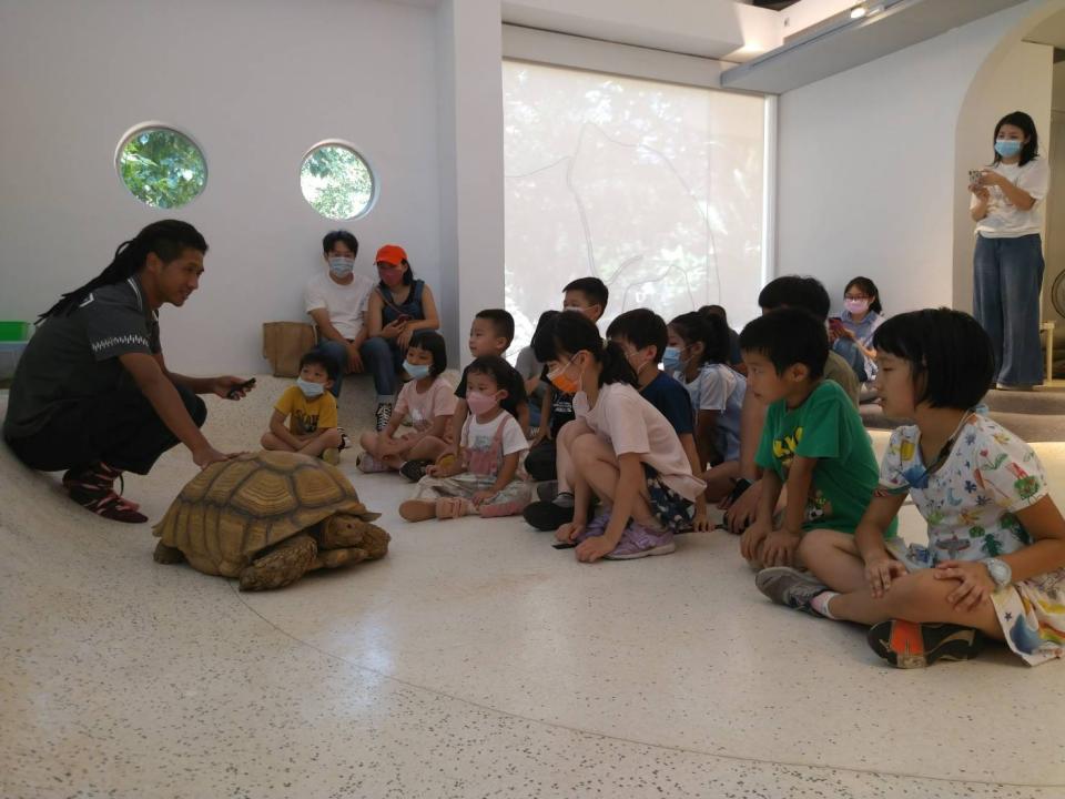新竹市動物園推廣動物生命教育課程。新竹市府提供