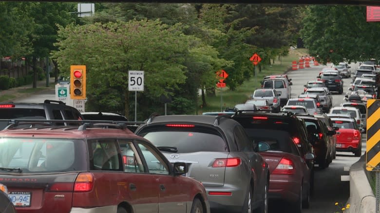 Partial lane closures on Lougheed Highway start Thursday night