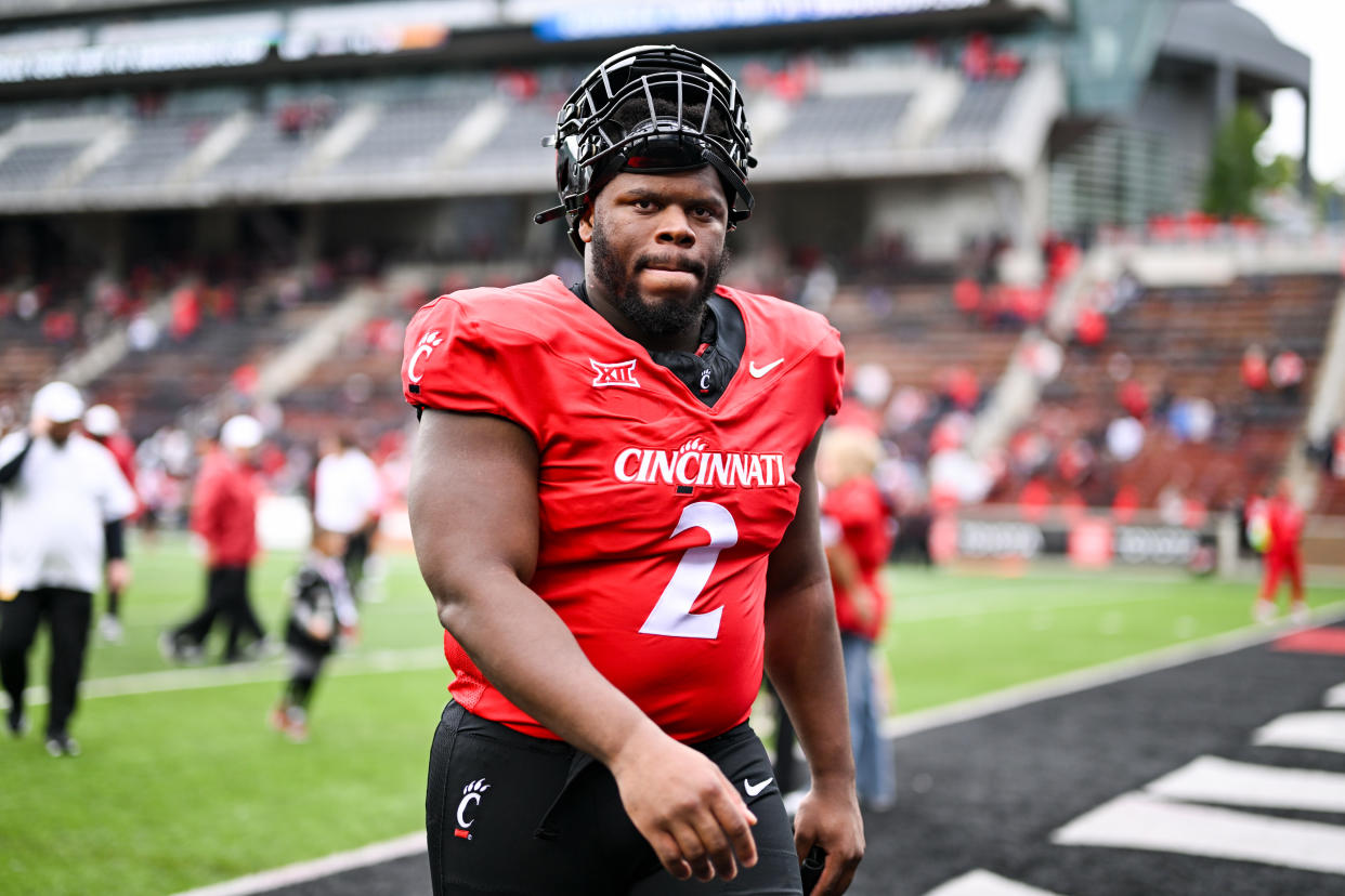 CINCINNATI, OH - OCTOBER 14: Cincinnati DL Dontay Corleone (2) during a college football game between the Iowa State Cyclones and Cincinnati Bearcats on October 14, 2023 at Nippert Stadium in Cincinnati, OH. (Photo by James Black/Icon Sportswire via Getty Images)