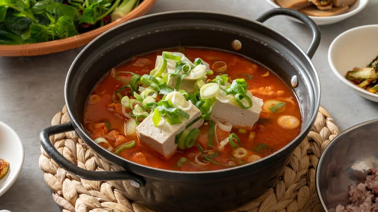 Kimchi tofu stew in pot