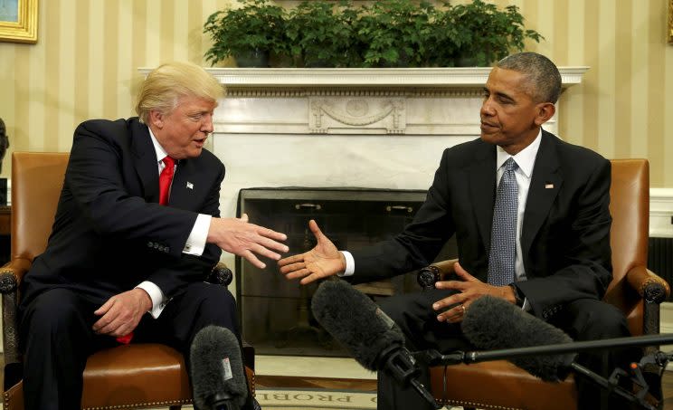 President Barack Obama meets with President-elect Donald Trump in the Oval Office of the White House in Washington, D.C., Nov. 10, 2016. (Kevin Lamarque/Reuters)