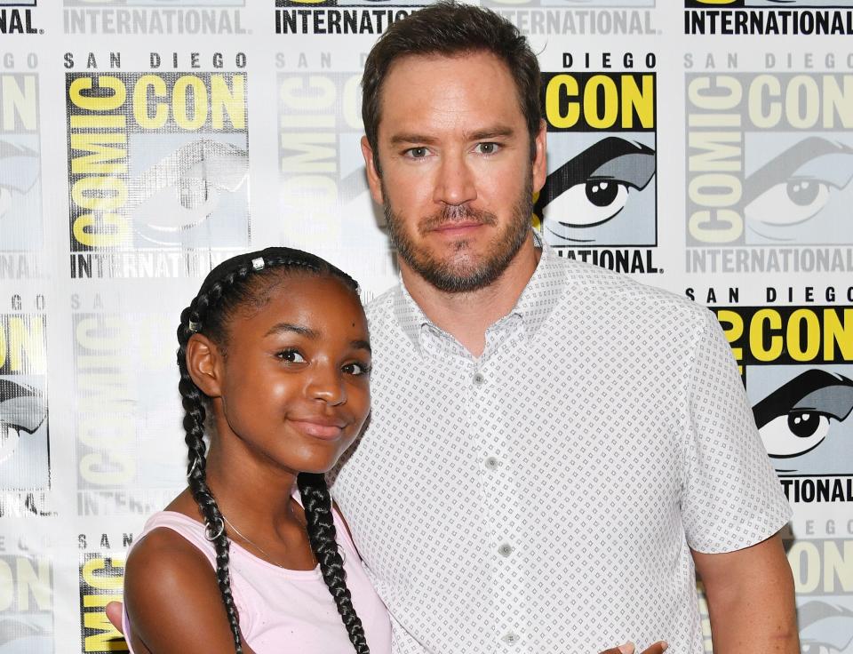 Saniyya and Gosselaar attend &ldquo;The Passage&rdquo; press line during Comic-Con International 2018 in San Diego. (Photo: Dia Dipasupil via Getty Images)