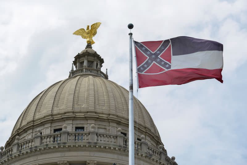 Mississippi lowers old state flag at Capitol