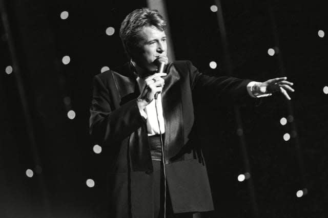 Joe Longthorne, singer and impressionist, dies aged 64