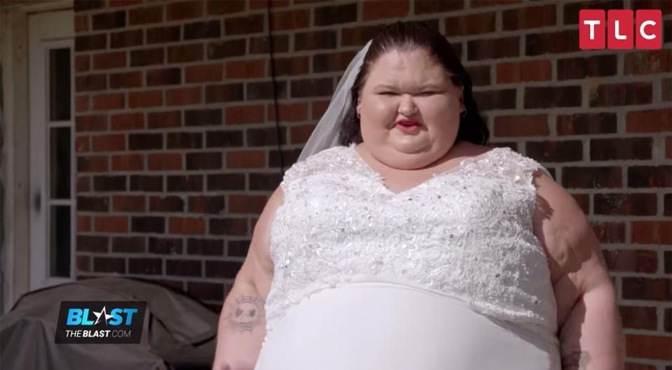 '1000 LB Sisters' Star Amy Slaton Is Getting Married -- See Her In The Wedding Dress!