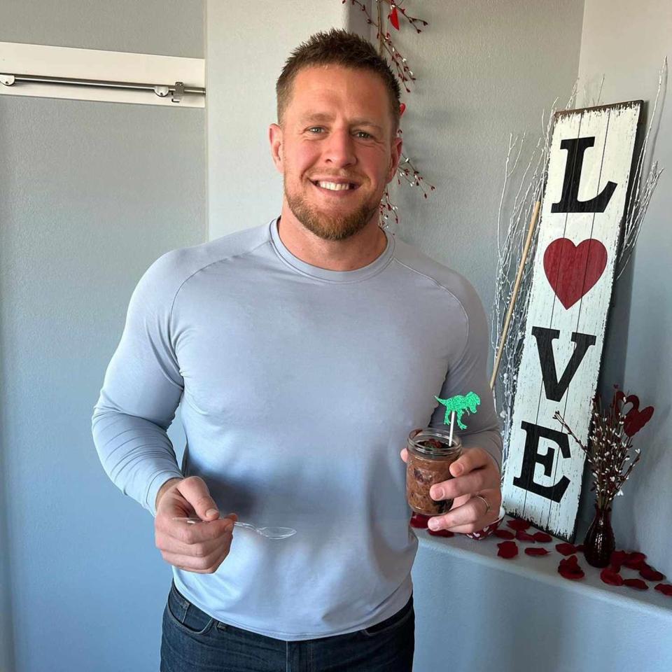 <p>The Arizona Cardinals defensive end revealed a deep, dark secret this weekend: his love for dirt cups. On Feb. 20, Watt <a href="https://www.instagram.com/p/CaNTRw9rAHH/?utm_source=ig_web_copy_link" rel="nofollow noopener" target="_blank" data-ylk="slk:posted a photo;elm:context_link;itc:0;sec:content-canvas" class="link ">posted a photo</a> holding the chocolate pudding dessert with a sparkly dinosaur decoration on top. If his massive grin wasn't proof enough that he's the treat's biggest fan, the <a href="https://people.com/sports/jj-watt-signed-by-cardinals-after-release-from-houston-texans/" rel="nofollow noopener" target="_blank" data-ylk="slk:athlete's;elm:context_link;itc:0;sec:content-canvas" class="link ">athlete's</a> caption does: "When it was somebody's birthday in elementary school and they brought in Dirt Cups, it was like Christmas. I haven't had one in years. You can tell my excitement by the smile in the second picture (and by the fact that I made <a href="https://www.instagram.com/tjwatt90/" rel="nofollow noopener" target="_blank" data-ylk="slk:@tjwatt90;elm:context_link;itc:0;sec:content-canvas" class="link ">@tjwatt90</a> take my photo with a dirt cup 😂)"</p>