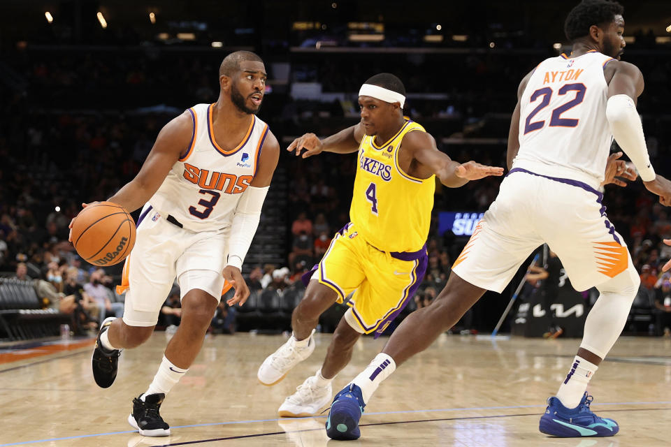 Chris Paul（運球者）擔任鳳凰城太陽指揮官相當優異。（Christian Petersen/Getty Images/AFP / AFP / GETTY IMAGES NORTH AMERICA / Christian Petersen）