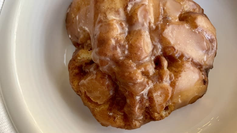 Publix bakery apple fritters