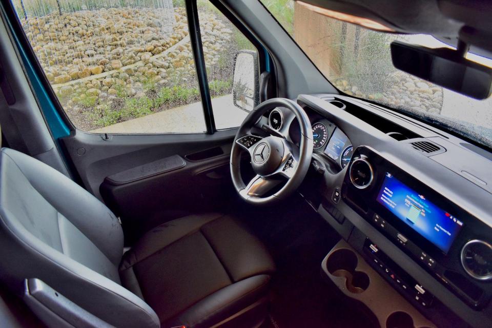 2024 Mercedes-Benz eSprinter cockpit