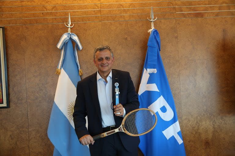 Horacio Marin, el nuevo presidente de YPF, uniendo dos pasiones: la industria energética y el deporte (el tenis, en su caso)