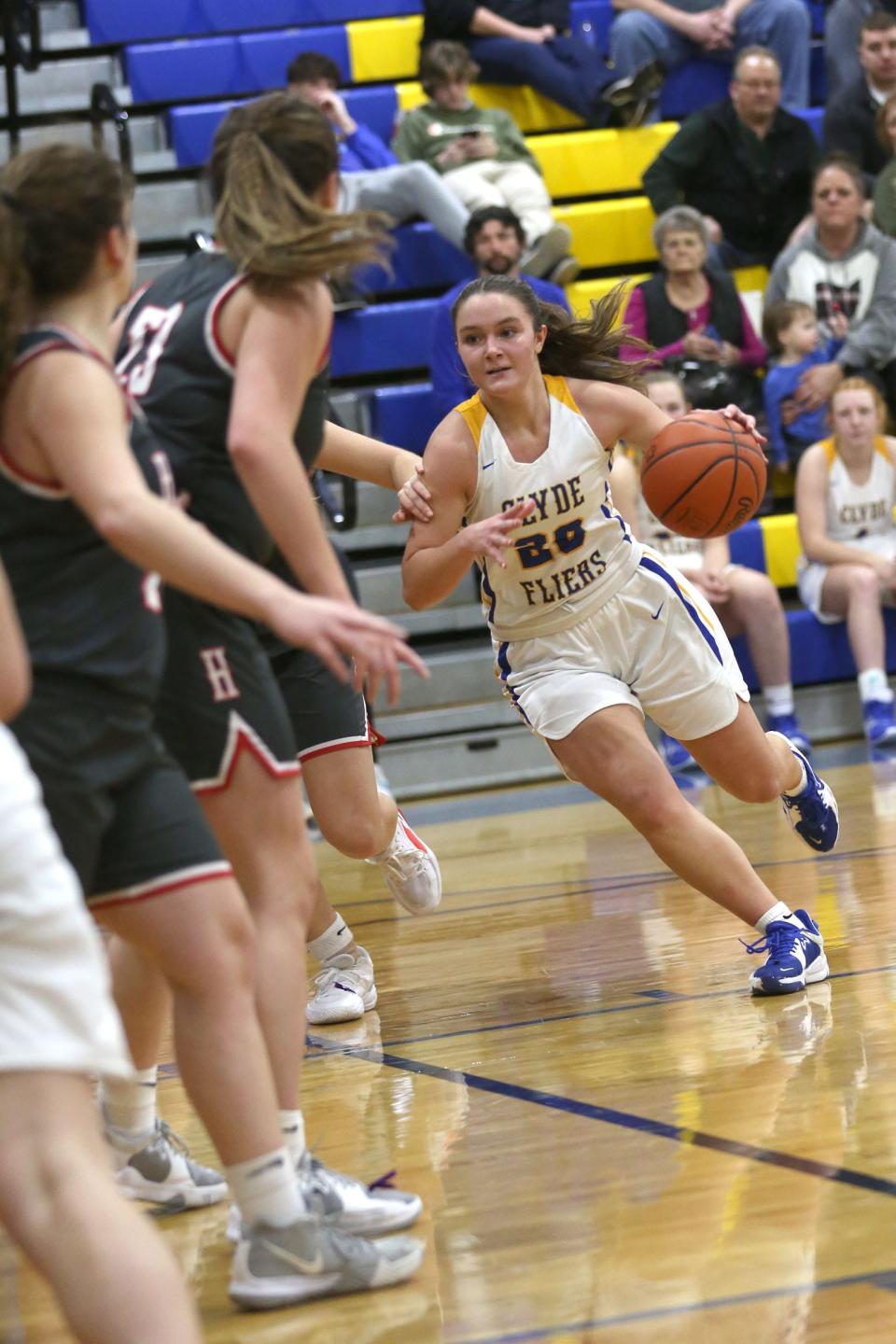 Clyde's Lexi Carlson handles the ball.