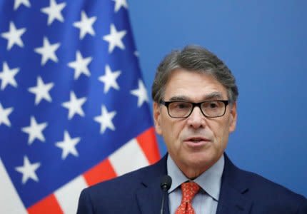 U.S. Energy Secretary Rick Perry attends a joint news conference with Hungarian Foreign Minister Peter Szijjarto in Budapest, Hungary, November 13, 2018. REUTERS/Bernadett Szabo