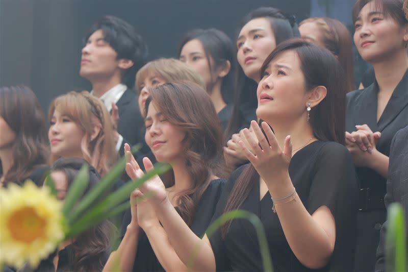 陳維齡去年底推出福音單曲〈我在這裡〉。（圖／藝起發光提供）