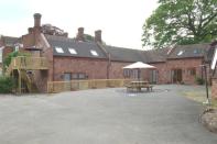 The Manor Coach House, Worcester, Worcestershire, United Kingdom: The Manor Coach House offers five guest rooms and adjoining gardens.