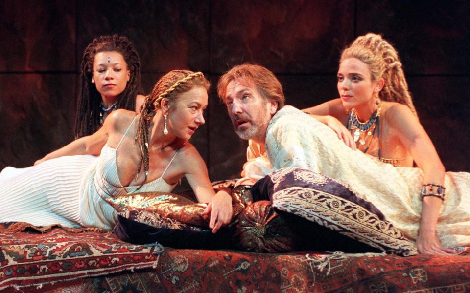 Helen Mirren and Alan Rickman in Antony and Cleopatra at the National Theatre in 1998 - John Stillwell/PA