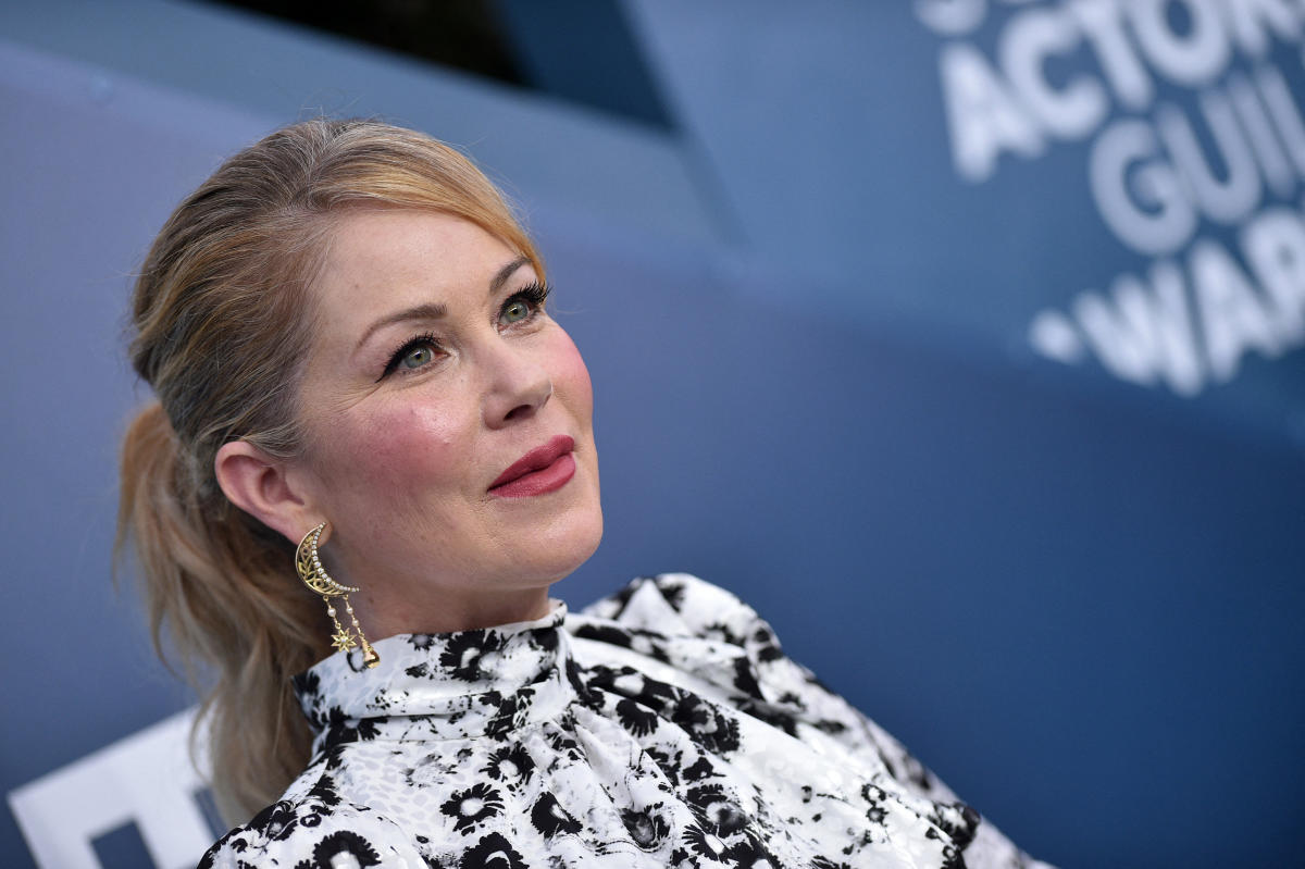 Christina Applegate Reveals Multiple Sclerosis Diagnosis