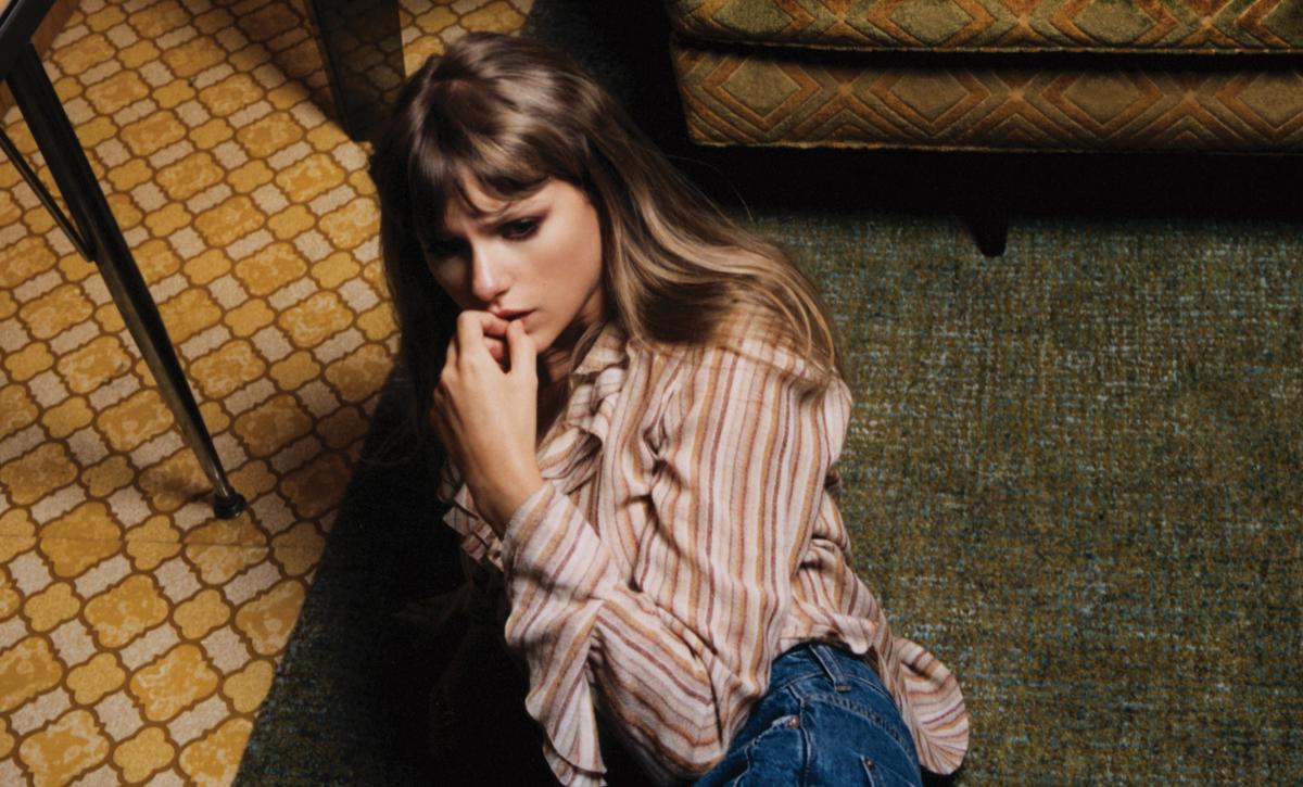 taylor-swift-releases-deluxe-3-am-edition-of-midnights-with-seven